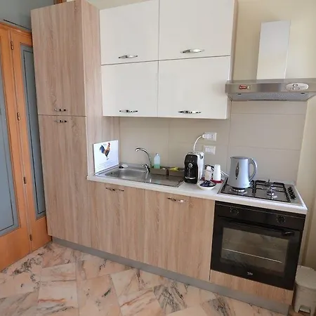 Domus Lupiae 住宿加早餐酒店