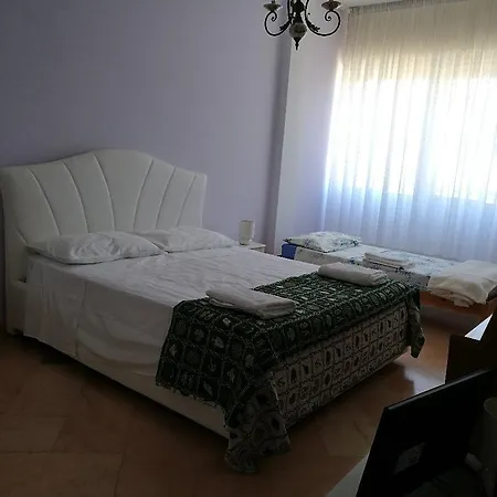 Domus Lupiae 住宿加早餐酒店